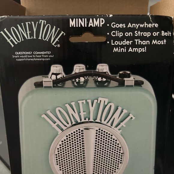 Danelectro Honeytone Mini Guitar Amplifier - Picture 3 of 4